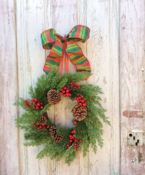 Classic Christmas Natural Wreath