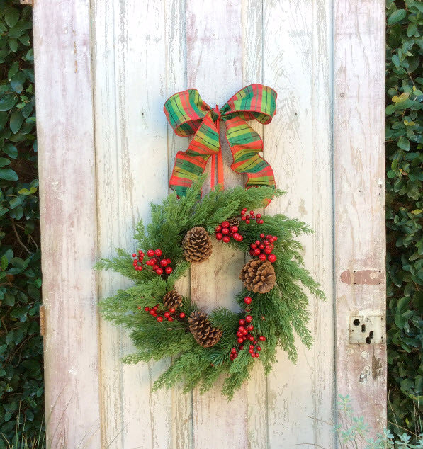 Classic Christmas Natural Wreath